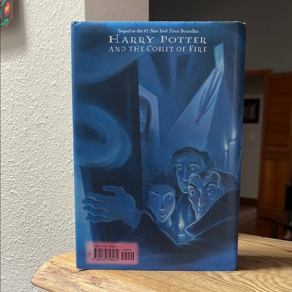 Harry Potter and the Order of the Phoenix Hard Cover Book - Picture 4 of 8